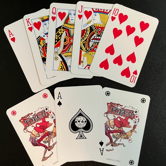 Honolulu Hawaii Dolphin & Whales Seascape Souvenir Playing Cards in Plastic Box - Picture 2 of 4